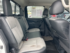 Used 2017  Nissan Titan 4WD Crew Cab S at Clutts Auto Sales near Hazard&comma; KY