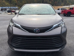 Used 2023  Toyota Sienna LE FWD 8-Passenger at Clutts Auto Sales near Hazard&comma; KY