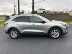 Used 2022 Ford Escape SE AWD at Clutts Auto Sales near Hazard, KY