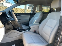 Used 2017  Hyundai Tucson 4d SUV AWD SE Popular at Clutts Auto Sales near Hazard, KY