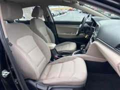 Used 2019  Hyundai Elantra 4d Sedan SE Auto at Clutts Auto Sales near Hazard&comma; KY