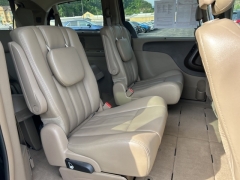 Used 2015 Chrysler Town & Country 4d Wagon Touring at Clutts Auto Sales near Hazard, KY
