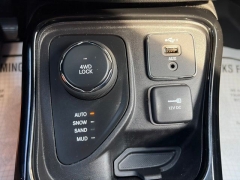 Used 2021  Jeep Compass Limited 4x4 at Clutts Auto Sales near Hazard&comma; KY