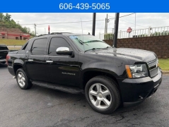Used 2013  Chevrolet Avalanche 4d SUV 4WD LTZ at Clutts Auto Sales near Hazard&comma; KY