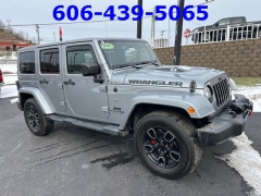 Used 2018  Jeep Wrangler JK Unlimited 4d SUV 4WD Sahara Altitude at Clutts Auto Sales near Hazard&comma; KY