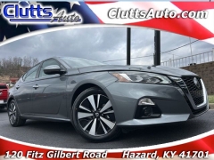 Used 2021  Nissan Altima 2&period;5 SL Sedan at Clutts Auto Sales near Hazard&comma; KY