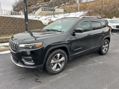Used 2019  Jeep Cherokee 4d SUV 4WD Limited 3&period;2L at Clutts Auto Sales near Hazard&comma; KY