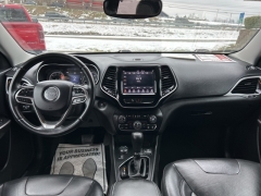 Used 2019  Jeep Cherokee 4d SUV 4WD Limited 3&period;2L at Clutts Auto Sales near Hazard&comma; KY