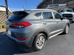 Used 2017  Hyundai Tucson 4d SUV AWD SE Popular at Clutts Auto Sales near Hazard, KY