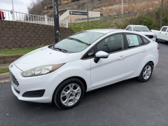 Used 2015  Ford Fiesta 4d Sedan SE at Clutts Auto Sales near Hazard&comma; KY