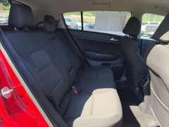 Used 2019  Kia Sportage 4d SUV FWD LX w&sol;Popular Pkg at Clutts Auto Sales near Hazard&comma; KY
