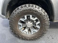 Used 2019  Toyota Tacoma 4WD Access Cab TRD Off-Road at Clutts Auto Sales near Hazard, KY