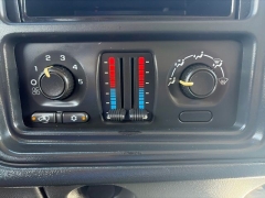 Used 2005  Chevrolet Silverado 3500 4WD Crew Cab Work Truck SRW at Clutts Auto Sales near Hazard&comma; KY