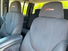 Used 2003  GMC Sonoma Pickup 4WD Crew Cab ZR5 at Clutts Auto Sales near Hazard&comma; KY