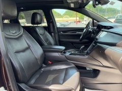 Used 2020  Cadillac XT5 4d SUV AWD Premium Luxury V6 at Clutts Auto Sales near Hazard&comma; KY