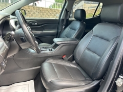 Used 2019 GMC Acadia 4d SUV AWD SLT-1 at Clutts Auto Sales near Hazard, KY