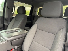 Used 2020  Chevrolet Silverado 1500 4WD Crew Cab Work Truck at Clutts Auto Sales near Hazard&comma; KY