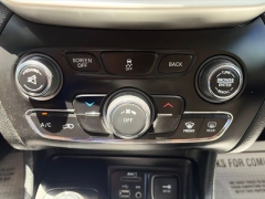 Used 2015  Jeep Cherokee 4d SUV 4WD Latitude at Clutts Auto Sales near Hazard&comma; KY