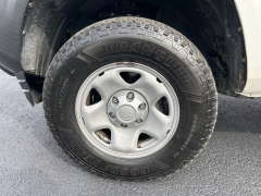 Used 2021  Toyota Tacoma 2WD SR Access Cab 6ft Bed I4 AT at Clutts Auto Sales near Hazard, KY