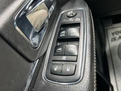 Used 2018  Ram 1500 4WD Crew Cab Laramie at Clutts Auto Sales near Hazard&comma; KY