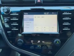 Used 2019  Toyota Camry 4d Sedan SE at Clutts Auto Sales near Hazard&comma; KY