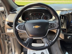 Used 2023  Chevrolet Traverse AWD 4dr LT Cloth w&sol;1LT at Clutts Auto Sales near Hazard&comma; KY