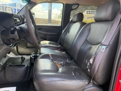 Used 2005  Chevrolet Silverado 3500 4WD Crew Cab Work Truck SRW at Clutts Auto Sales near Hazard&comma; KY