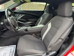 Used 2019  Chevrolet Camaro 2d Convertible 1LT V6 at Clutts Auto Sales near Hazard&comma; KY