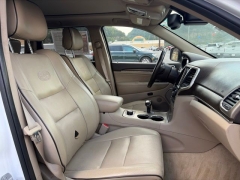 Used 2015  Jeep Grand Cherokee 4d SUV 4WD Overland at Clutts Auto Sales near Hazard&comma; KY