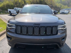 Used 2020  Jeep Grand Cherokee 4d SUV 2WD Laredo at Clutts Auto Sales near Hazard&comma; KY