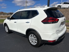 Used 2020  Nissan Rogue 4d SUV AWD SV at Clutts Auto Sales near Hazard, KY