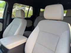 Used 2023  Chevrolet Traverse AWD 4dr LT Cloth w&sol;1LT at Clutts Auto Sales near Hazard&comma; KY
