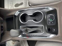 Used 2021 Chevrolet Traverse AWD 4dr LT Cloth w/1LT at Clutts Auto Sales near Hazard, KY