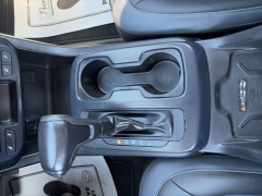 Used 2019  Chevrolet Colorado 4WD Crew Cab Z71 at Clutts Auto Sales near Hazard&comma; KY