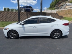 Used 2018  Hyundai Elantra 4d Sedan SEL at Clutts Auto Sales near Hazard&comma; KY