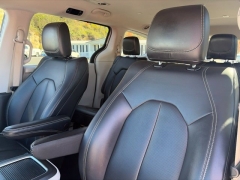 Used 2024  Chrysler Pacifica Touring L FWD at Clutts Auto Sales near Hazard&comma; KY