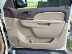 Used 2013  Chevrolet Avalanche 4d SUV 4WD LTZ at Clutts Auto Sales near Hazard&comma; KY