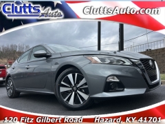  2021 Nissan Altima 2&period;5 SL Sedan at Clutts Auto Sales near Hazard&comma; KY