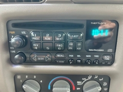 Used 1998  GMC Sonoma Pickup 2WD Ext Cab SLS at Clutts Auto Sales near Hazard&comma; KY