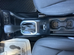 Used 2018  Jeep Renegade 4d SUV 4WD Latitude Altitude at Clutts Auto Sales near Hazard&comma; KY