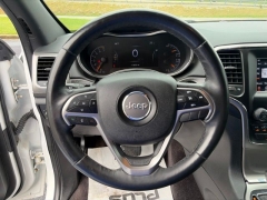 Used 2018  Jeep Grand Cherokee 4d SUV 4WD Laredo E at Clutts Auto Sales near Hazard&comma; KY