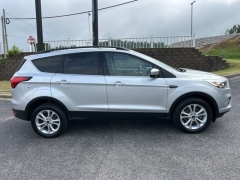 Used 2019 Ford Escape 4d SUV 4WD SEL at Clutts Auto Sales near Hazard, KY