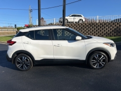 Used 2020  Nissan Kicks 4d SUV FWD SV at Clutts Auto Sales near Hazard, KY