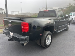 Used 2019 GMC Sierra 3500 4WD Crew Cab Denali DRW at Clutts Auto Sales near Hazard, KY