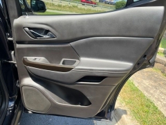 Used 2021  GMC Acadia AWD 4dr AT4 at Clutts Auto Sales near Hazard&comma; KY