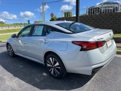 Used 2022 Nissan Altima 2.5 SV AWD Sedan at Clutts Auto Sales near Hazard, KY