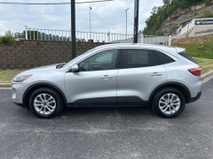 Used 2020 Ford Escape 4d SUV AWD SE at Clutts Auto Sales near Hazard, KY