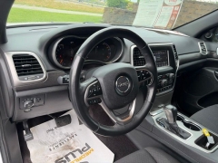 Used 2018  Jeep Grand Cherokee 4d SUV 4WD Laredo E at Clutts Auto Sales near Hazard&comma; KY