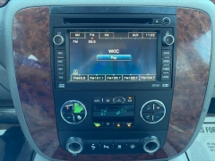 Used 2007  Chevrolet Suburban 1500 SUV 4WD LTZ at Clutts Auto Sales near Hazard&comma; KY