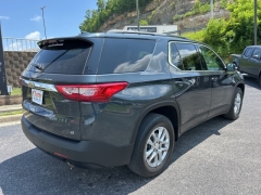 Used 2021 Chevrolet Traverse AWD 4dr LT Cloth w/1LT at Clutts Auto Sales near Hazard, KY